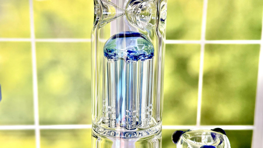 Pros and Cons of Percolators in Bongs - Cloud Cat