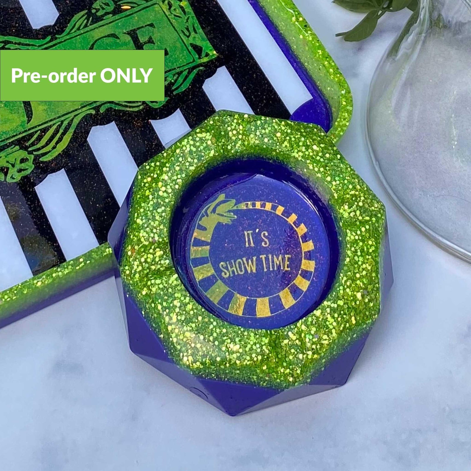 BEETLEJUICE ASHTRAY - IT'S SHOWTIME - Cloud Cat