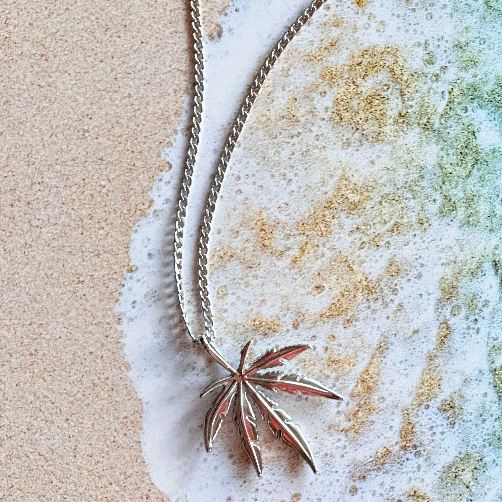COPPER & CO. 22” WEED NECKLACE - Cloud Cat