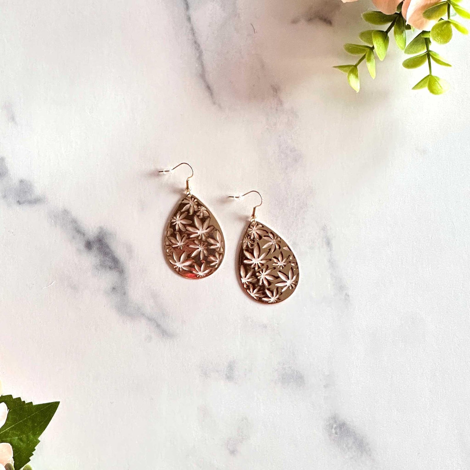COPPER & CO. MJII GOLD TEARDROP EARRINGS - Cloud Cat